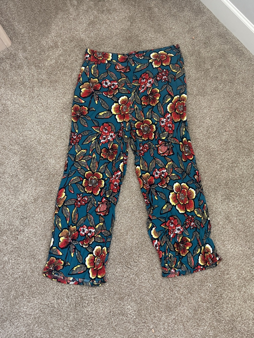 Loft Floral Cropped Pants